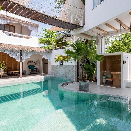 Lory'S Home Bangkok Luaran gambar