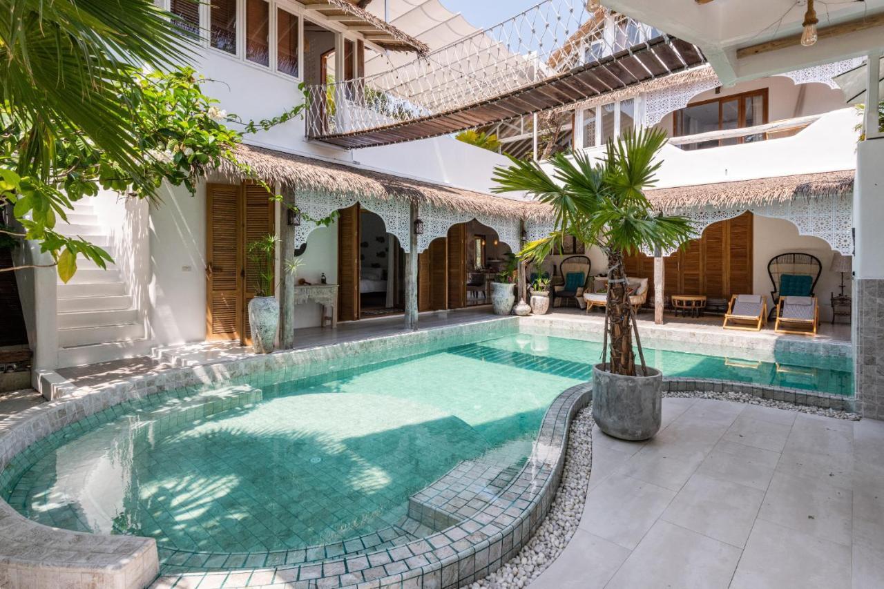 Lory'S Home Bangkok Luaran gambar