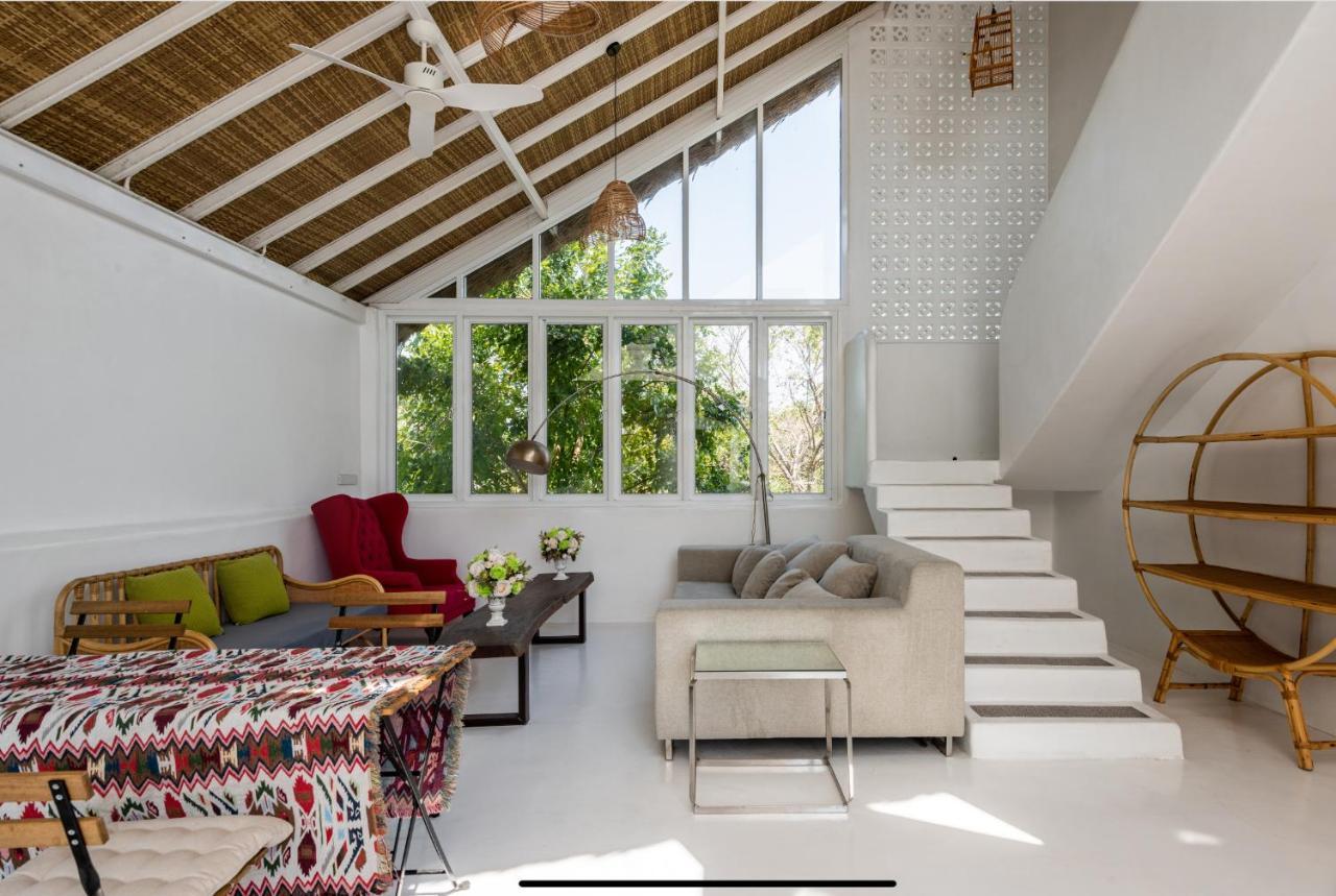 Lory'S Home Bangkok Luaran gambar